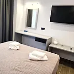 Agnanti-apartments *