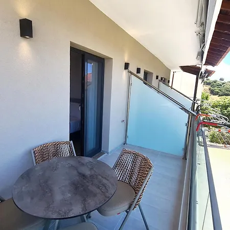 Agnanti-apartments B *