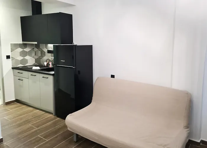 Agnanti-apartments *